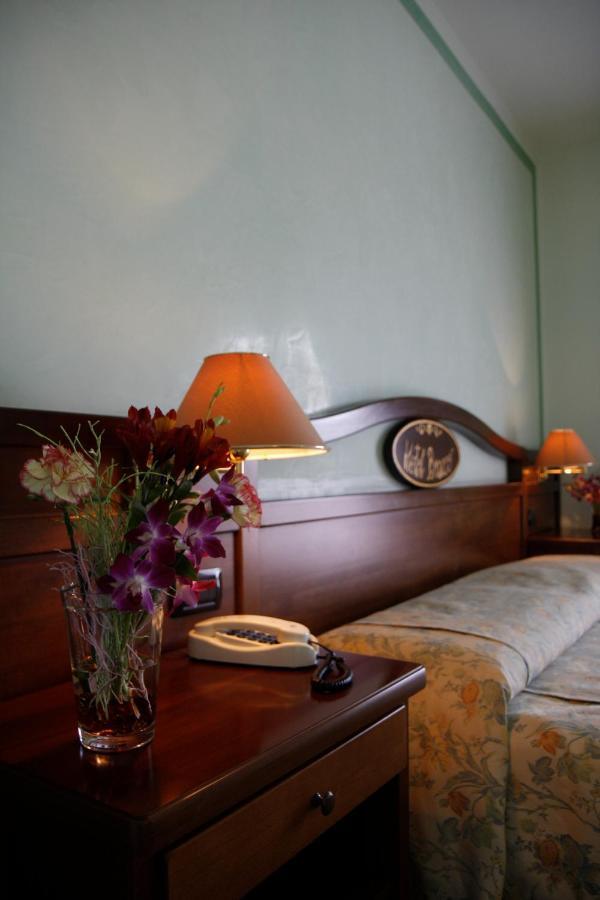 Hotel Bracco Loreggia Екстер'єр фото